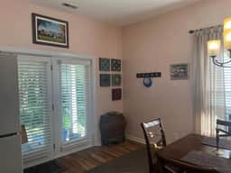 Spacious 2 bedroom in Tryon, The Haven Too - Image 3