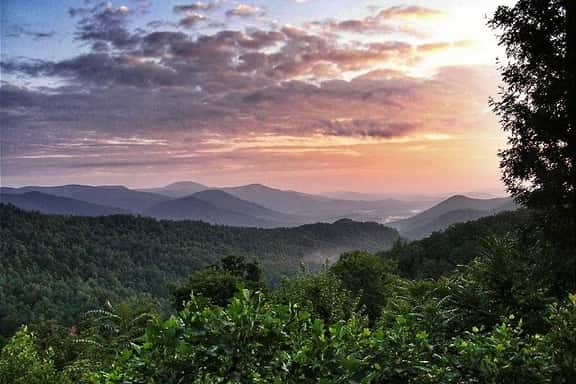 Gorgeous Mountain Views!   pets welcome - Image 1