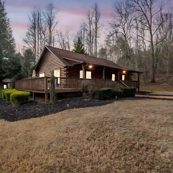 Ridge View Cabin with Fireplace Pet Friendly- - Image 1