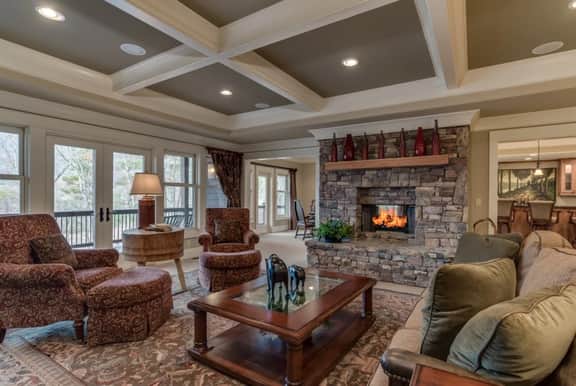 Grand Family Retreat: 8BR with Stunning Golf Views - Image 2