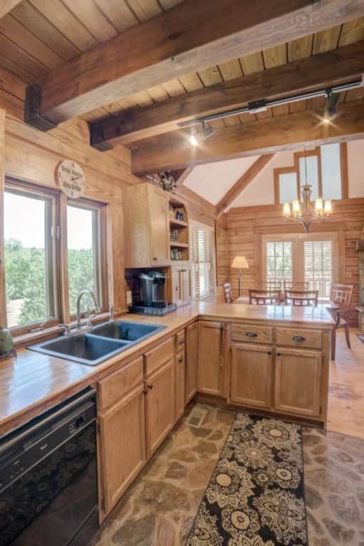 Comfortable Retreat Near Equestrian Center pets ok - Image 3
